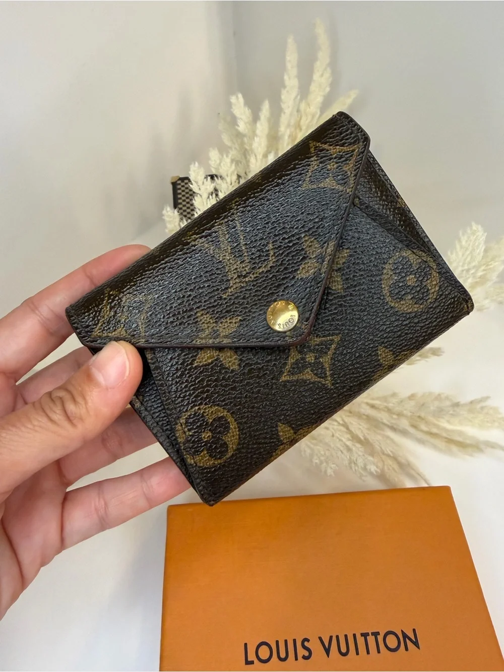 🎀LOUIS VUITTON Monogram Compact Origami Wallet - Picture 3 of 10